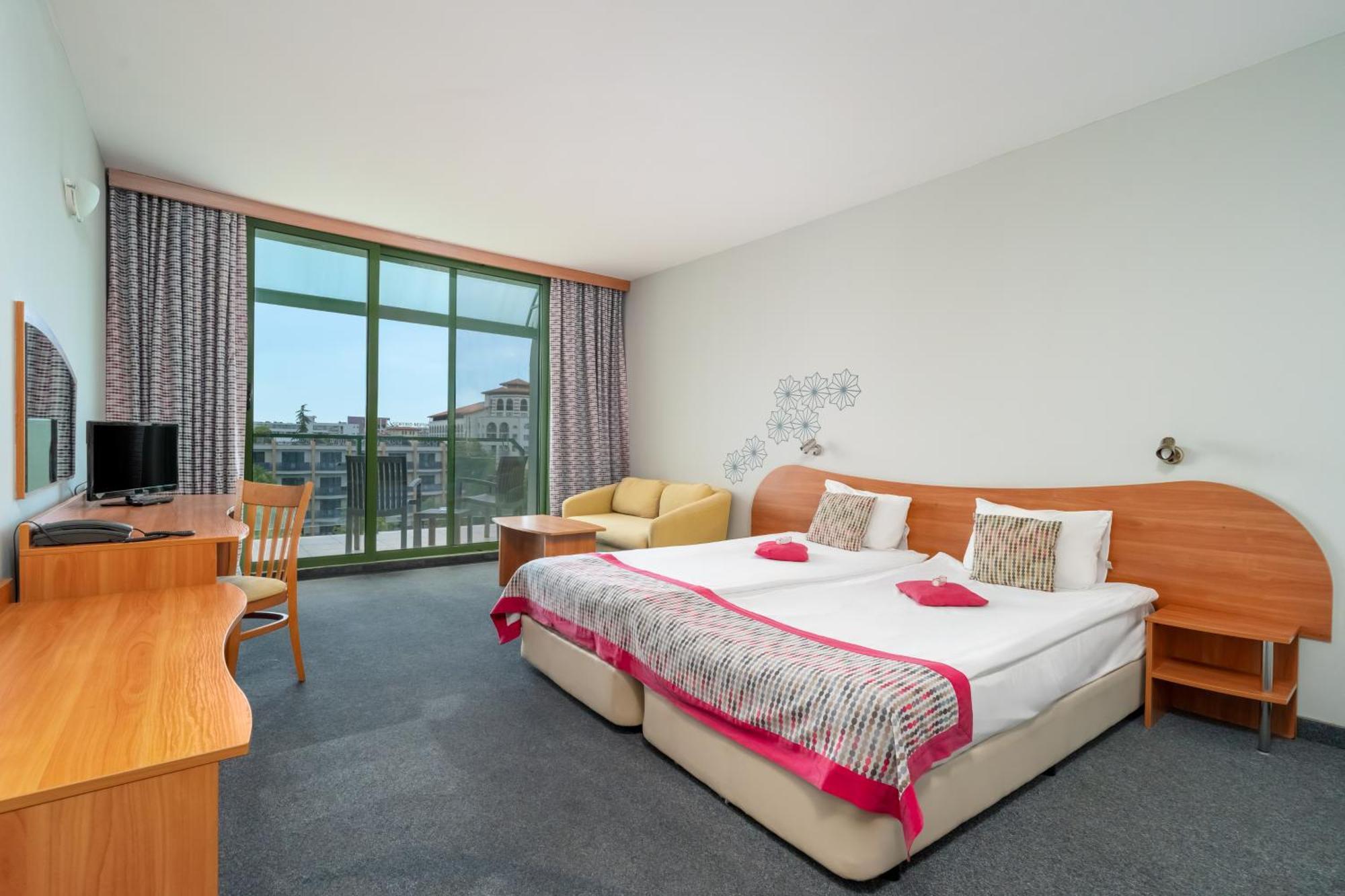 MPM Hotel Kalina Garden - All Inclusive Slantschew brjag Exterior foto